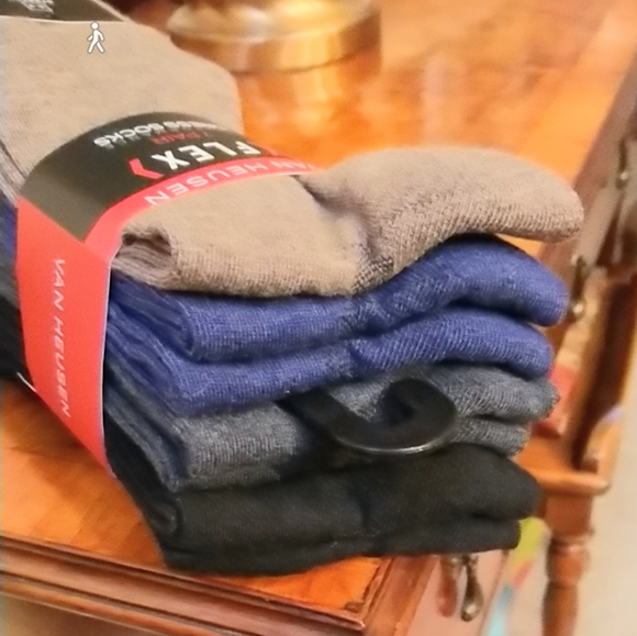 Van Heusen Other - Van Heusen socks, men's flex dress socks